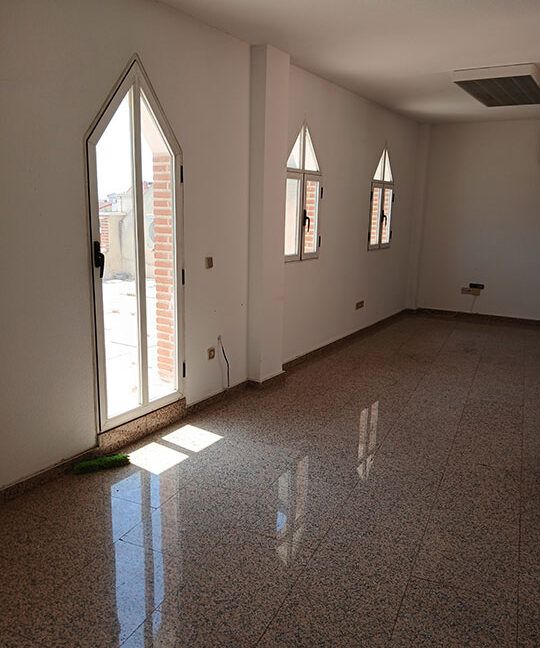 L209 Local en calle Madrid