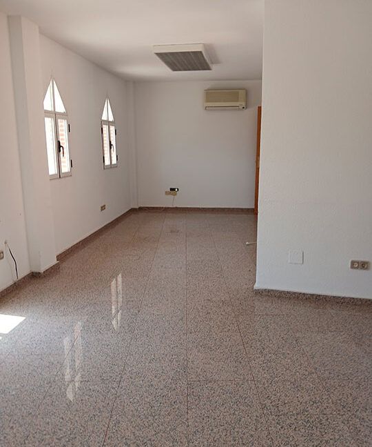 L209 Local en calle Madrid